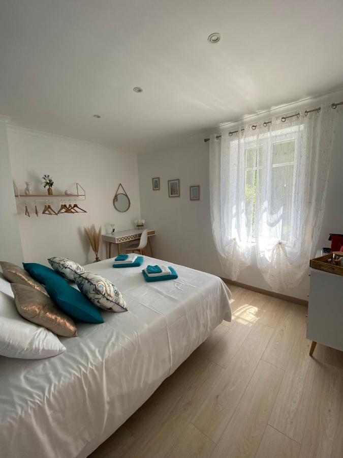 Chambre D'Hotes Zephyr Libeccio Le Moulin De Predelles Reillanne Esterno foto